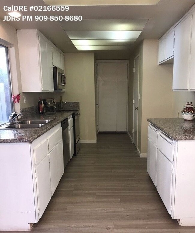 Building Photo - Arcadia 3 Bedroom Townhouse