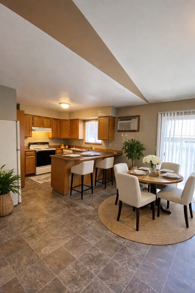 Building Photo - 605n11th