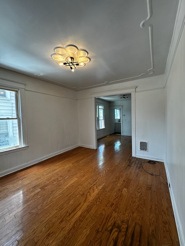 Building Photo - 113 E Brighton Ave