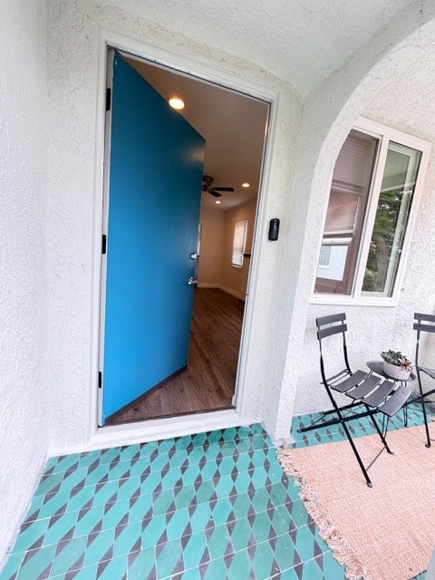 Front Entrance - 2840 S Mansfield Ave