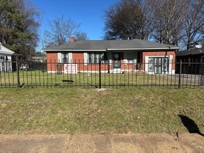 Building Photo - 76 E Dunbar Rd