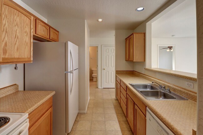 Building Photo - 3881 N Tani Rd