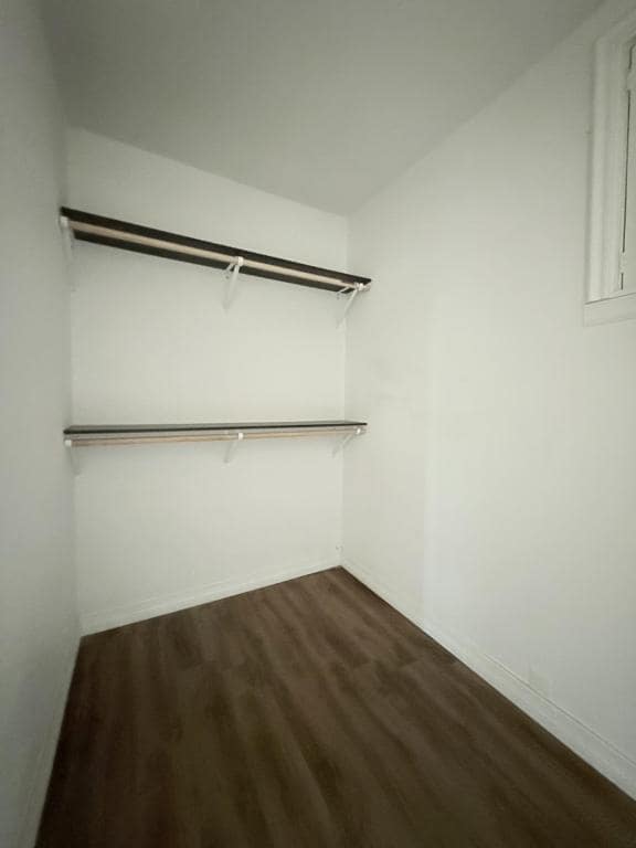 Building Photo - 304 N Roney St