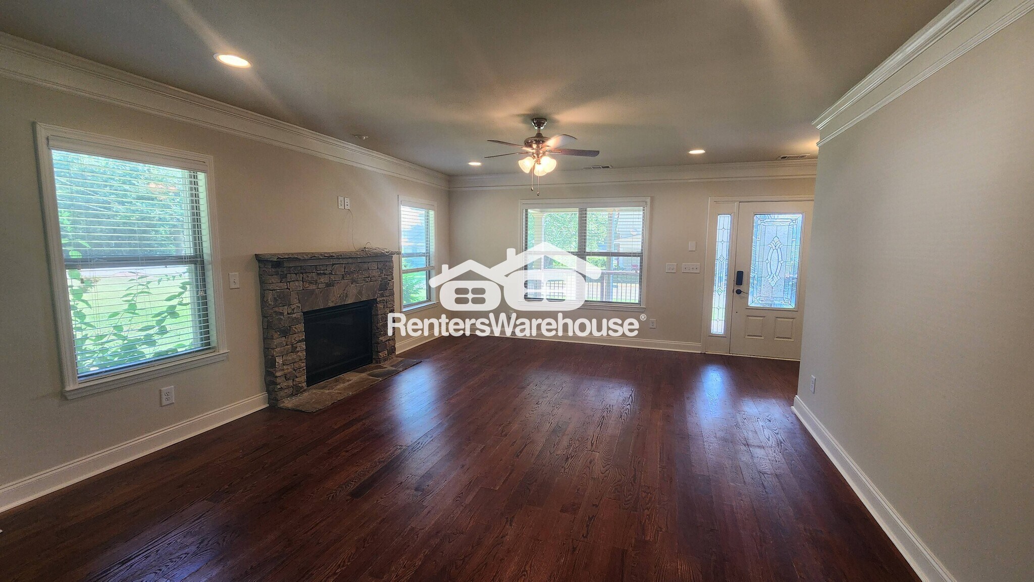 Building Photo - 152 Fair St