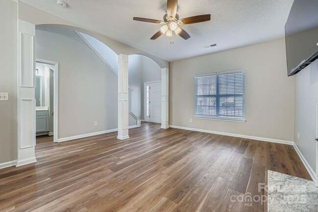 Building Photo - 3538 Joel Turner Dr