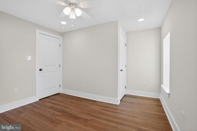 Building Photo - 344 Grove St