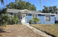 Building Photo - 309 Lakedale Dr