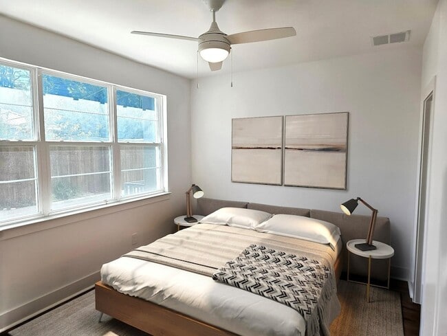 Building Photo - 13325 Bee St