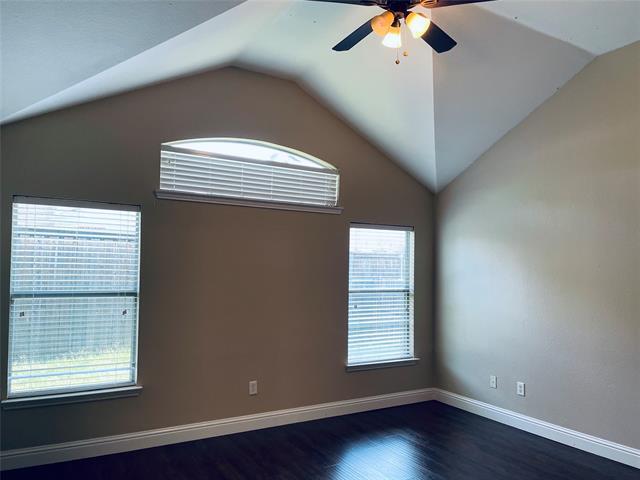 Building Photo - 3007 Pinecrest Dr