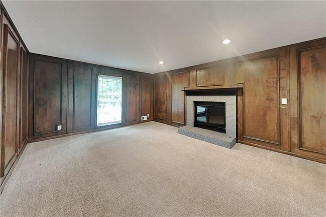 Building Photo - 115 Spring Ridge Ct