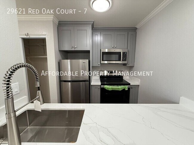 Building Photo - 29621 Red Oak Ct