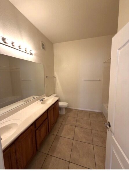 Building Photo - 8985 S Durango Dr
