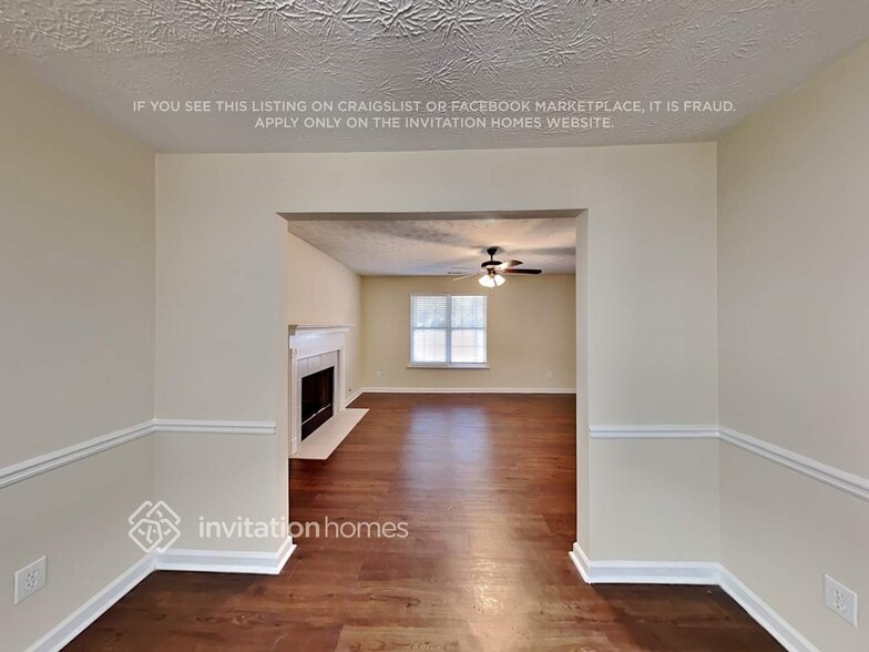 Building Photo - 2525 Turtle Terrace