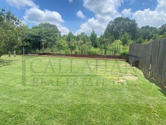 Building Photo - Jacksonville 4 Bedroom Home