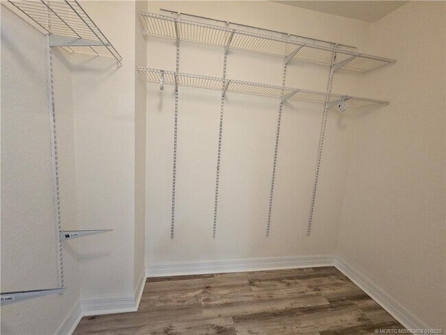 Building Photo - 44 SE Sedona Cir