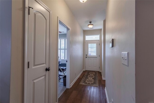 Building Photo - 3909 Brookshire Way