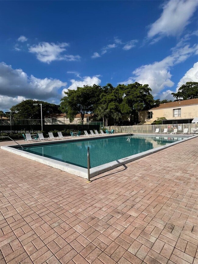 Building Photo - 8237 NW 8th Ct