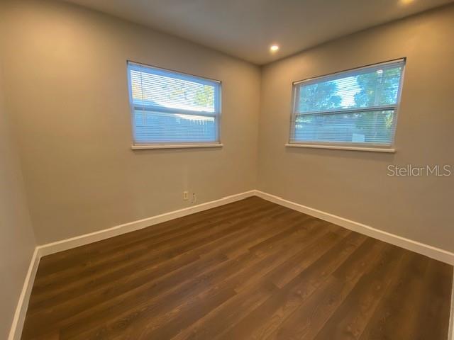 Building Photo - 4665 Yarmouth Ave S