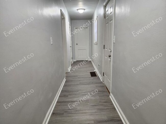 Building Photo - 1682 Altadena Pl SW