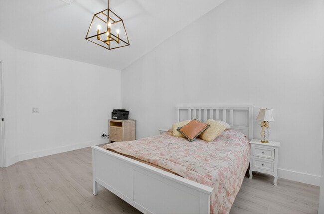 Building Photo - 5328 Buckhead Cir