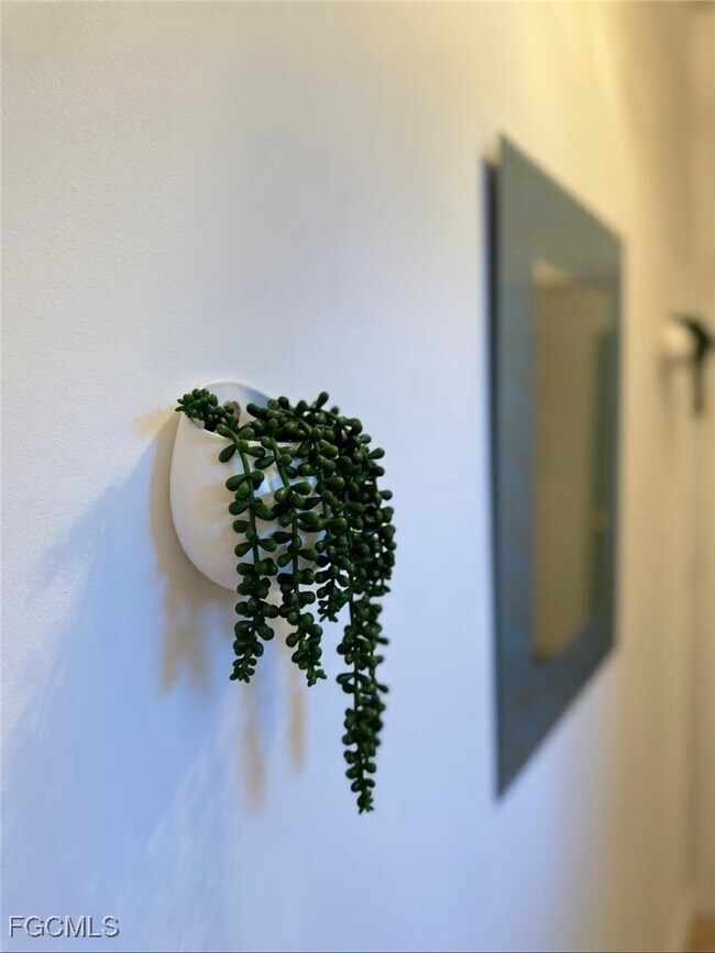 Building Photo - 13042 Sail Away St