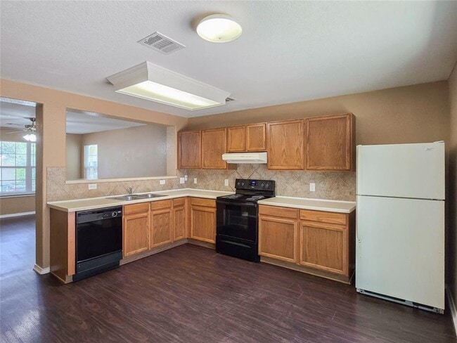 Building Photo - 2116 Nogales Trail