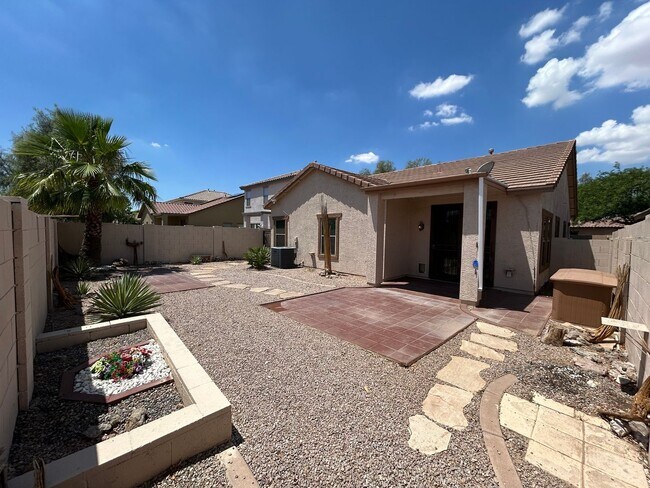 Building Photo - Spacious 3-Bedroom Home in Sought-After Jo...