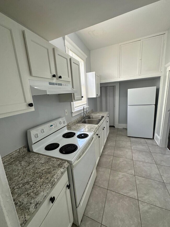 Building Photo - 4540-3 US-1