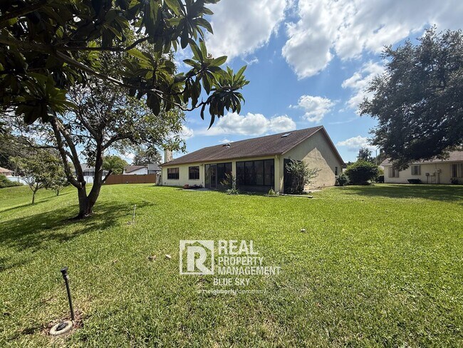 Building Photo - 9147 Duffer Ct