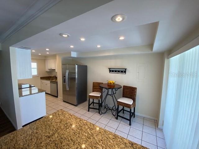 Building Photo - 2700 Cove Cay Dr
