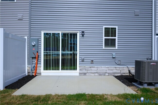 Building Photo - 10637 Pink Lily Ln