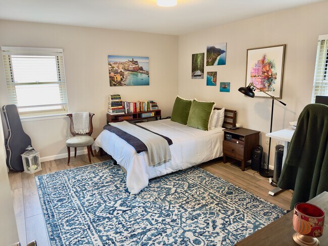 Building Photo - 361 Claremont Ave