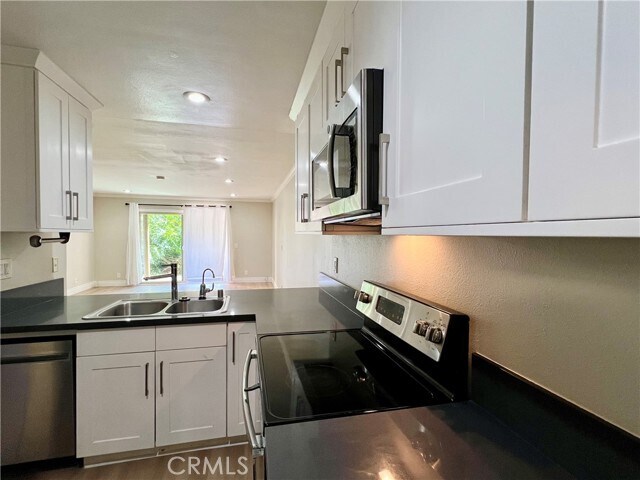 Building Photo - 162 Tangelo