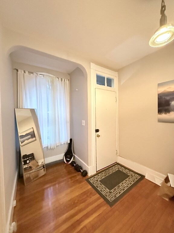 Building Photo - 91 Walnut St