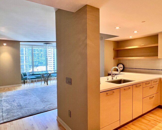 Building Photo - Millennium Stunner! 2BR/2BA 1,245sqft! Pet...