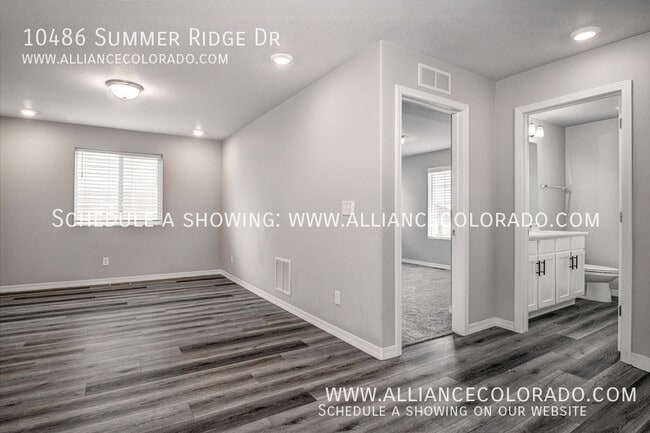 Building Photo - 10486 Summer Rdg Dr