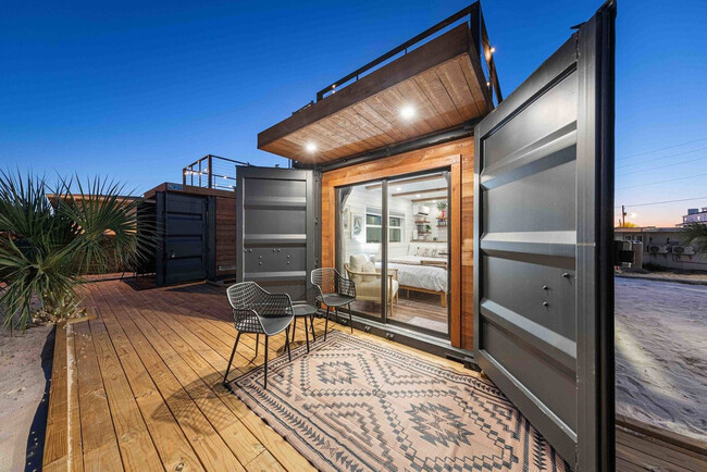 Building Photo - 316 Bream Ave