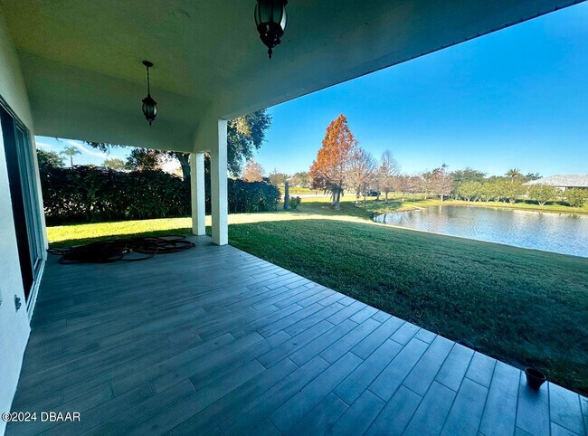 Building Photo - 1755 Creekwater Blvd