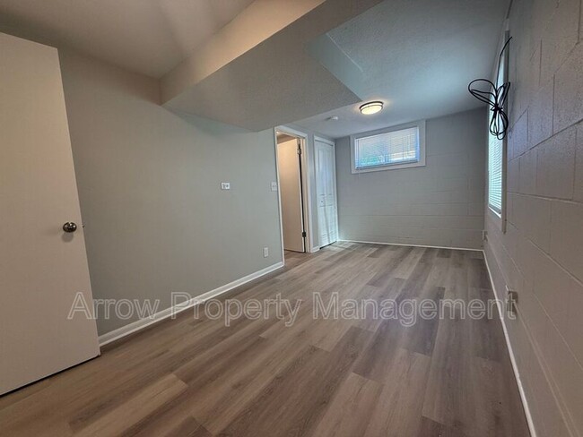 Building Photo - 136 N 27th St