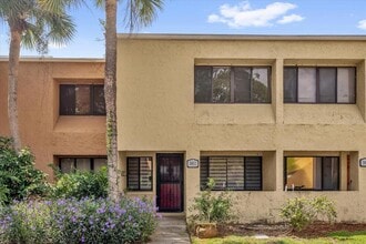Building Photo - 5852 Windhover Dr
