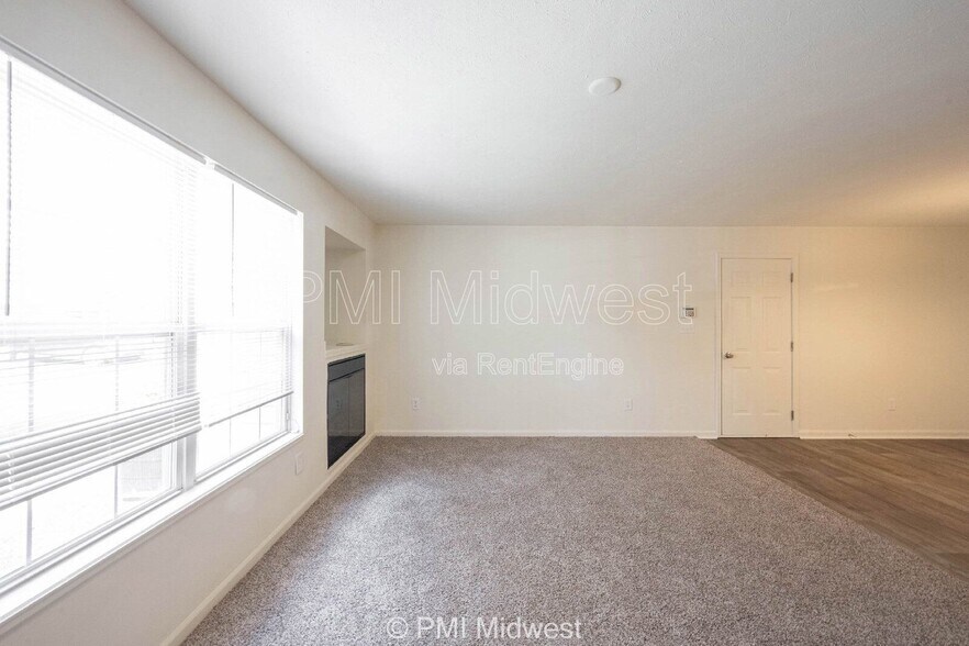 Building Photo - 3070 Wildcat Ln