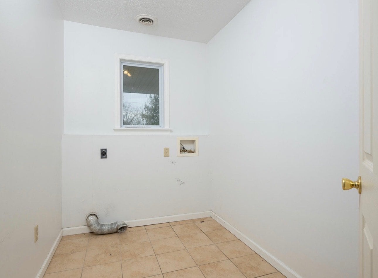 Building Photo - 6 Lincoln Heights