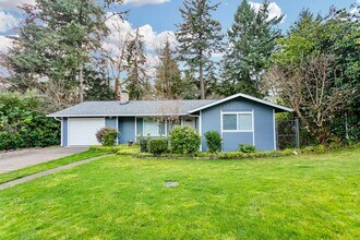 Building Photo - Charming Lakewood Rambler 3bd 1.5 bath