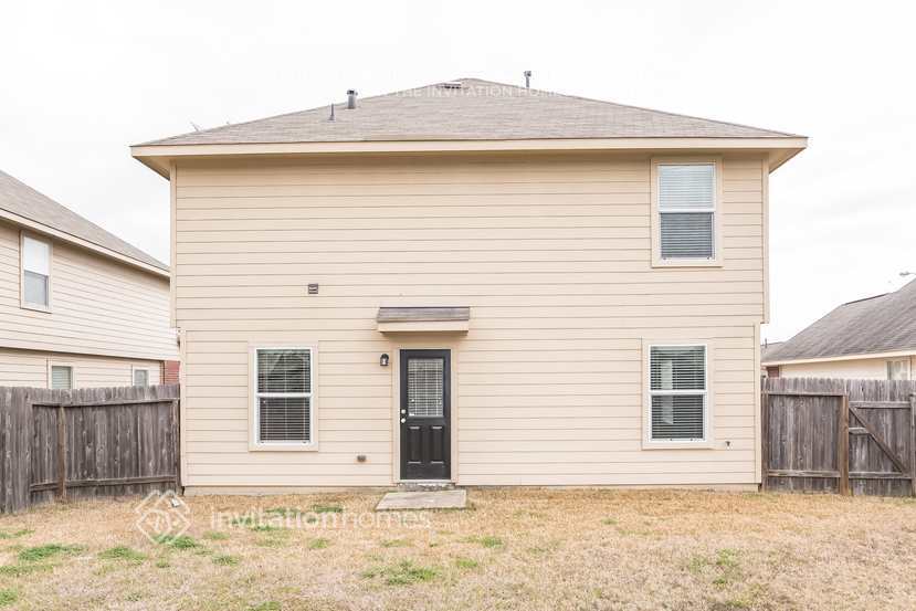 Building Photo - 5943 Brenwood Trails Ln