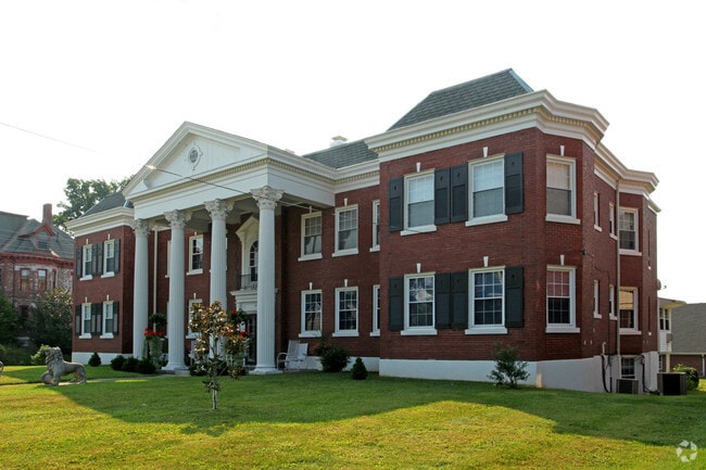 Building Photo - Depauw Place
