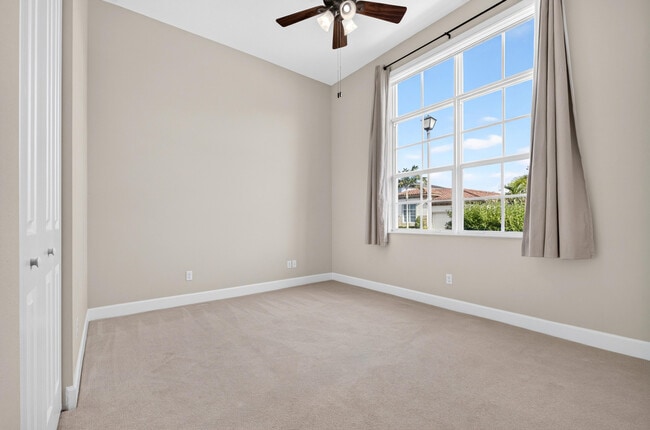 Building Photo - 8883 Kingsmoor Wy