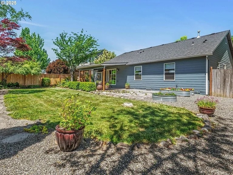 Building Photo - 30822 NW Brooking Ct