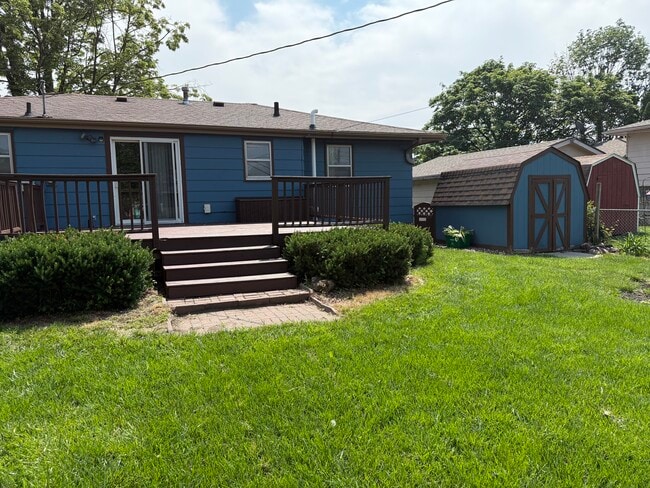 Building Photo - 1306 SE Bel Aire Rd