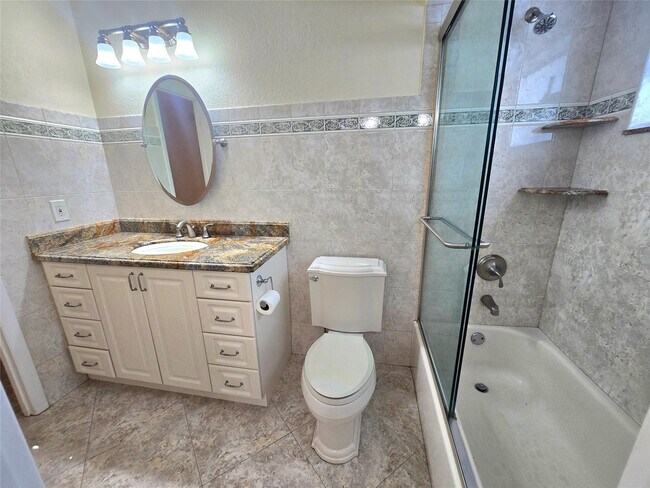 Building Photo - 3531 NW 50th Ave