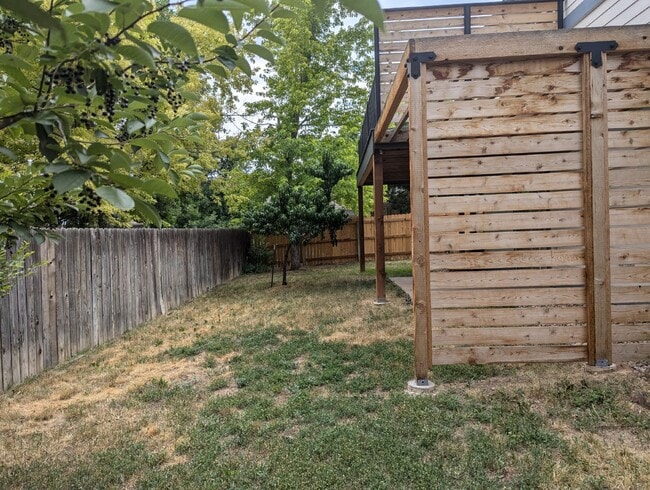 Building Photo - Fully Updated Littleton Home with Mountain...
